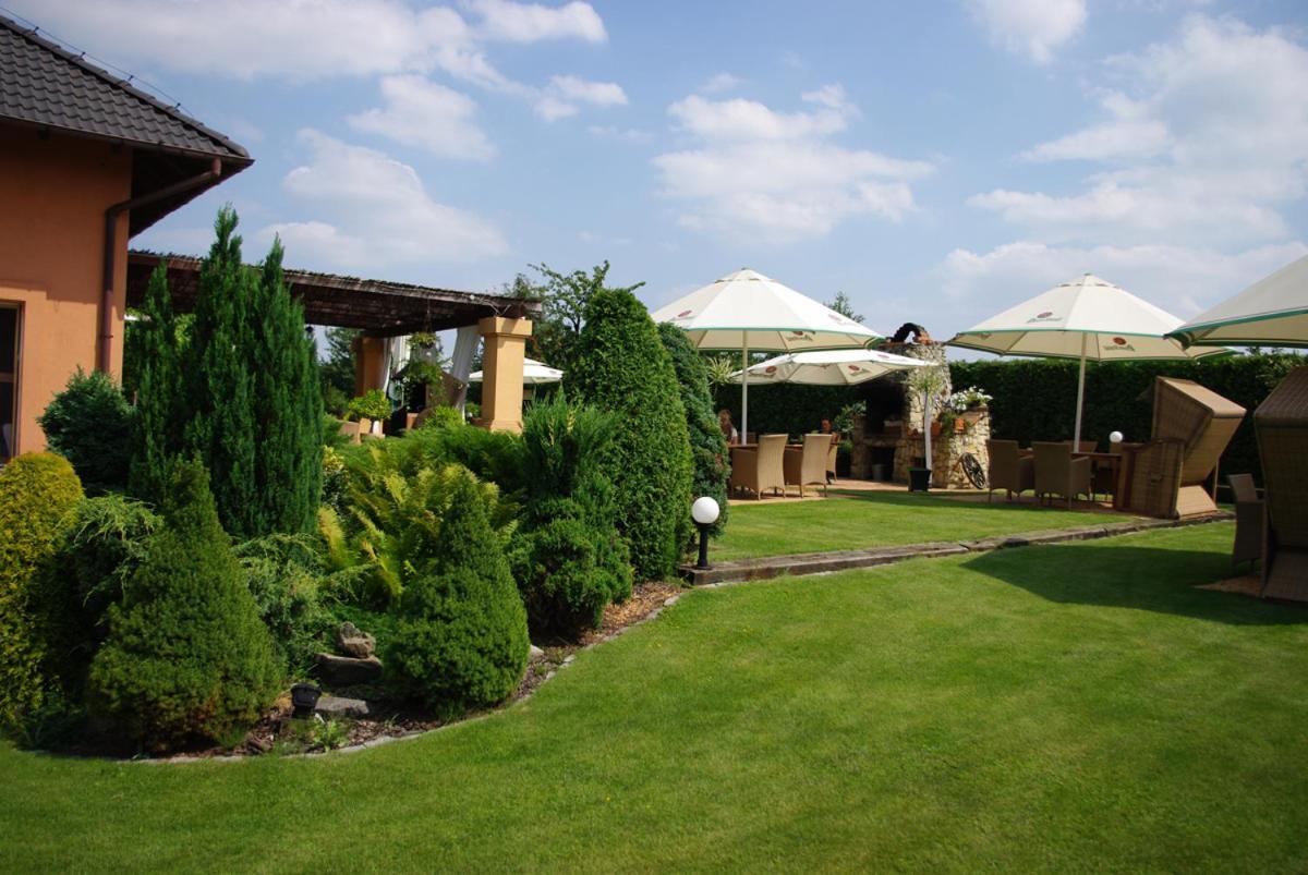 Dworek Szonowice Exterior foto