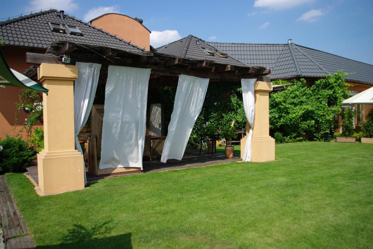 Dworek Szonowice Exterior foto
